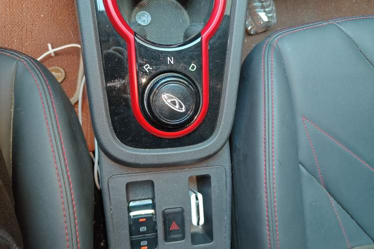 Used Chery Little Ant 2024 Edition Youth Version 251km True Love Edition 25.05 kWh Gear Lever