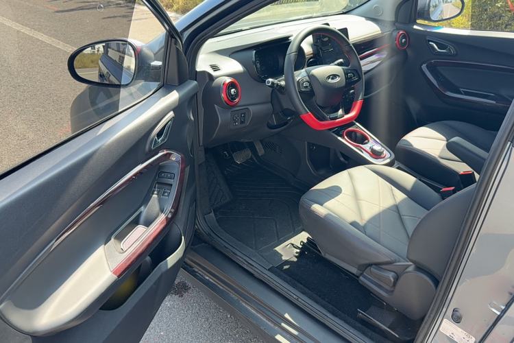 Used Chery Little Ant 2024 Revised Edition Youth Version 251 km True Love Edition 23.99 kWh Interior 1