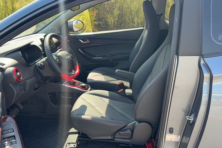 Used Chery Little Ant 2024 Revised Edition Youth Version 251 km True Love Edition 23.99 kWh Left Front Seat