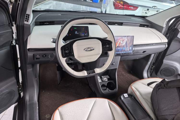 Used Chery Little Ant 2024 Revised Edition Youth Version 321 km Beloved Pro Version 29.23 kWh Audio And AC Panel