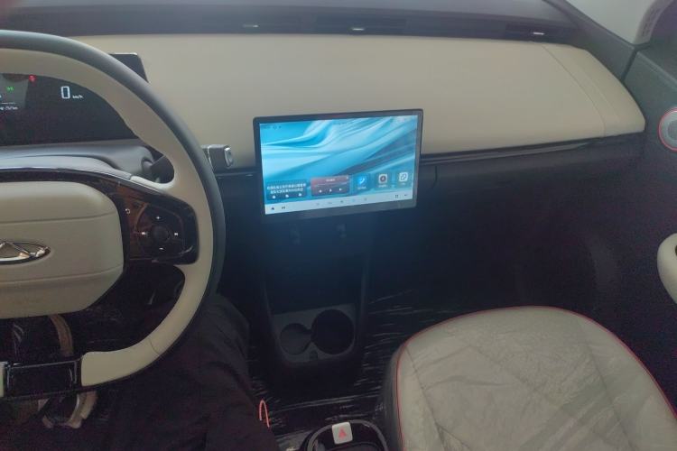 Used Chery Little Ant 2024 Revised Edition Youth Version 321 km Beloved Pro Version 29.23 kWh Center Console