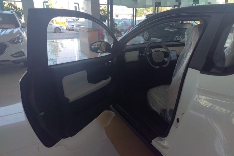 Used Chery Little Ant 2024 Revised Edition Youth Version 321 km Beloved Pro Version 29.23 kWh Driver Seat