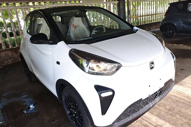 Used Chery Little Ant 2024 Refreshed Version Youth Edition 321 km Beloved Edition 29.23 kWh Exterior 2