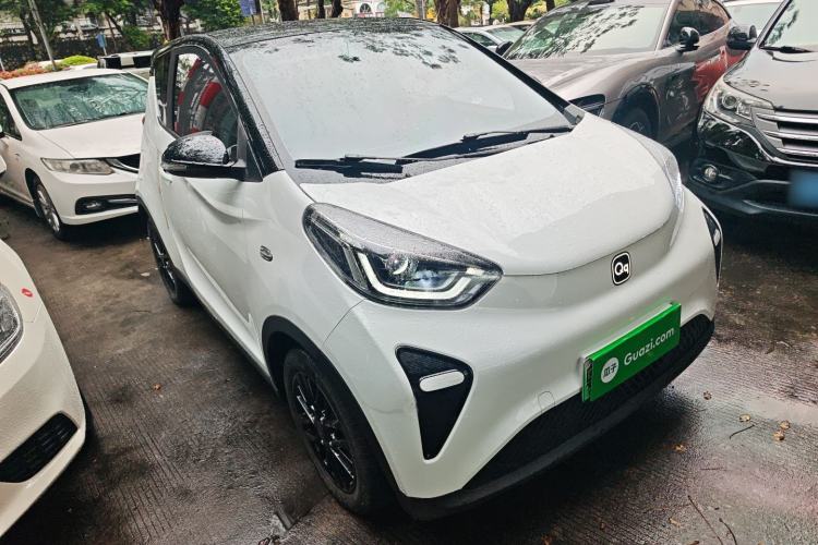 Used Chery Little Ant 2024 321km - Only Love Edition Front Right 45 Deg