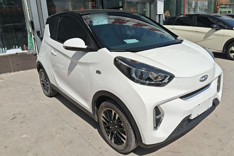 Used Chery Little Ant 2024 251km True Love Edition Front Right 45 Deg