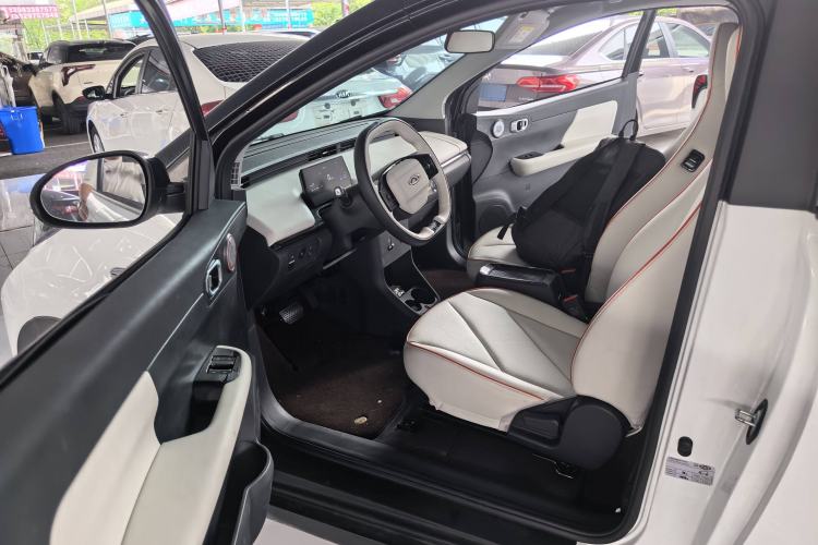 Used Chery Little Ant 2024 Revised Edition Youth Version 321 km Beloved Pro Version 29.23 kWh Interior 3