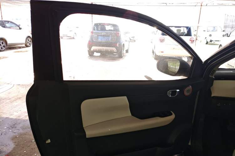 Used Chery Little Ant 2024 Refreshed Version Youth Edition 321 km Beloved Edition 29.23 kWh Interior 7