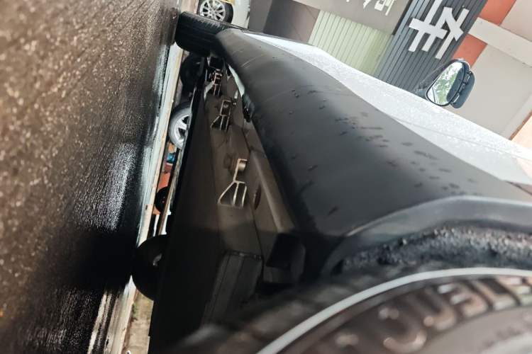 Used Chery Little Ant 2024 321km - Only Love Edition Left Side Sill