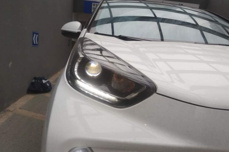 Used Chery Little Ant 2024 Revised Version Youth Edition 251 km True Love Edition 25.05 kWh Right Front Headlight