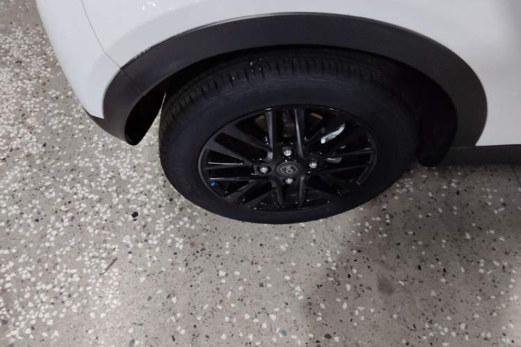 Used Chery Little Ant 2024 Refreshed Version Youth Edition 321 km Beloved Edition 29.23 kWh Right Rear Wheel Hub