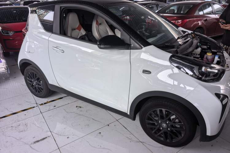 Used Chery Little Ant 2024 Revised Edition Youth Version 321 km Beloved Pro Version 29.23 kWh Roof