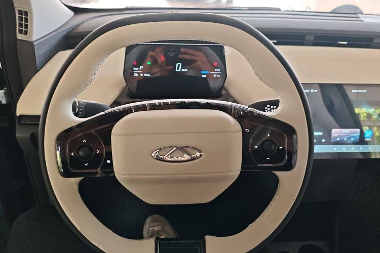 Used Chery Little Ant 2024 Refreshed Version Youth Edition 321 km Beloved Edition 29.23 kWh Steering Wheel