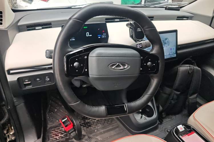 Used Chery Little Ant 2024 321km - Only Love Edition Steering Wheel