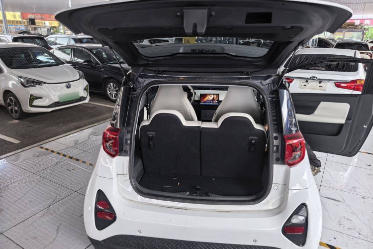 Used Chery Little Ant 2024 Revised Edition Youth Version 321 km Beloved Pro Version 29.23 kWh Trunk