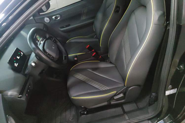 Used Chery Little Ant 2024 Youth Edition 321 km Range Cool Love Version 29.23 kWh Interior 3