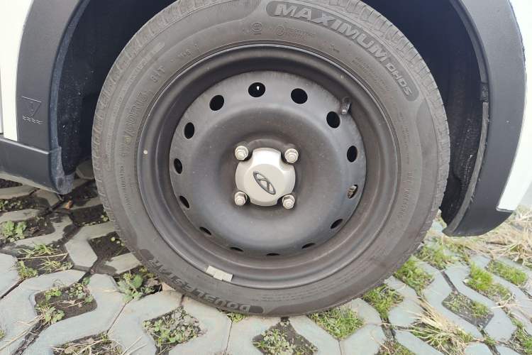 Used Chery Little Ant 2025 Model, 251km Favorite Edition, 25.05kWh Right Front Wheel Hub