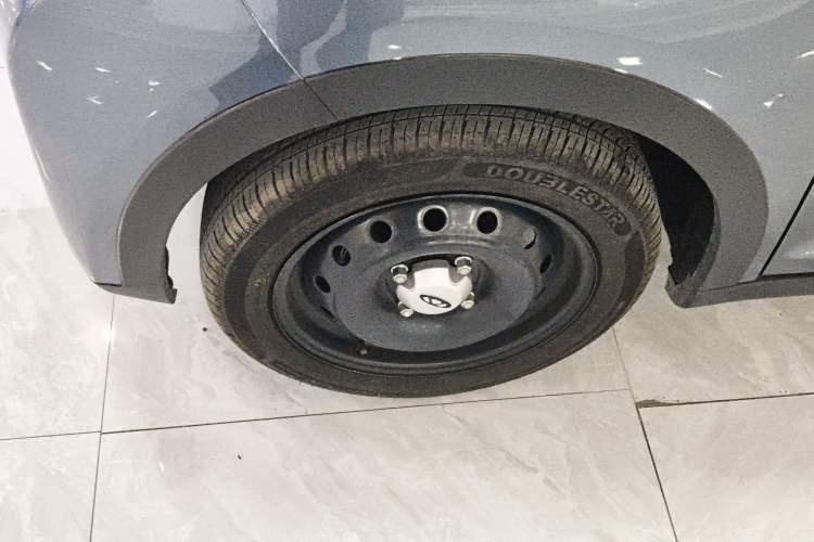 Used Chery Little Ant 2025 Model, 251km Favorite Edition, 25.05kWh Left Front Wheel Hub