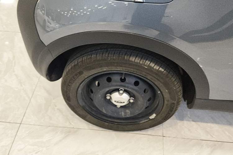 Used Chery Little Ant 2025 Model, 251km Favorite Edition, 25.05kWh Right Rear Wheel Hub