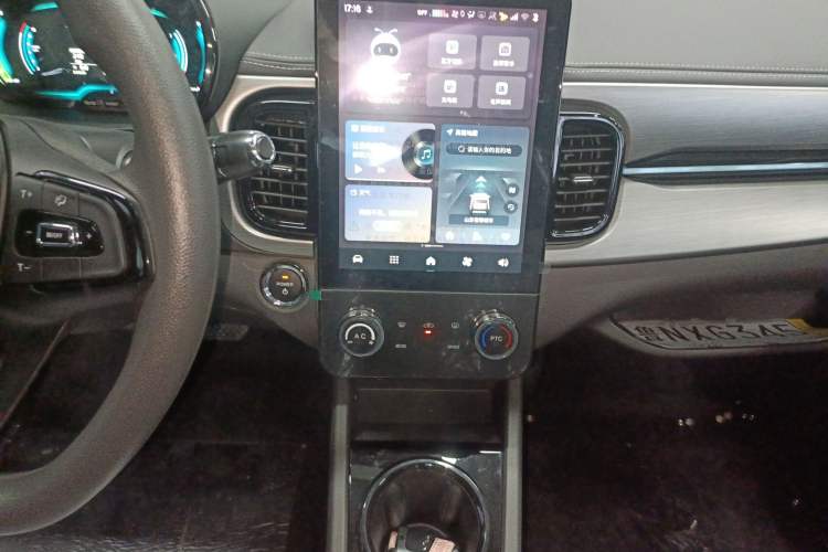 Used Chery Little Ant 2025 Model, 251km Favorite Edition, 25.05kWh Audio And AC Panel