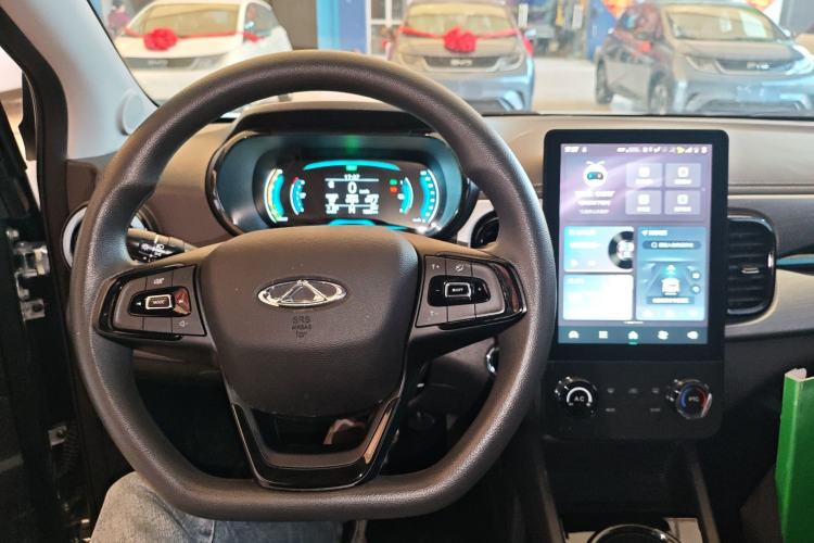 Used Chery Little Ant 2025 Model, 251km Favorite Edition, 25.05kWh Center Console