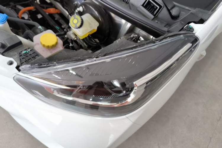 Used Chery Little Ant 2025 Model, 251km Favorite Edition, 25.05kWh Left Front Headlight
