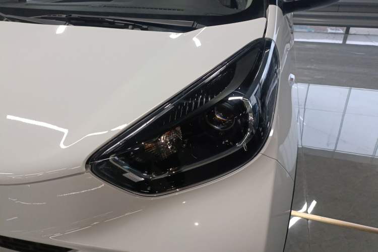 Used Chery Little Ant 2025 Model, 251km Favorite Edition, 25.05kWh Left Front Headlight