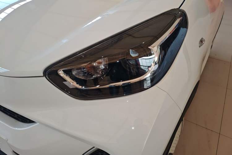 Used Chery Little Ant 2025 Model, 251km Favorite Edition, 25.05kWh Left Front Headlight