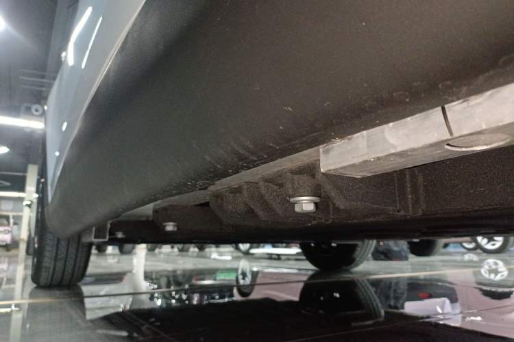 Used Chery Little Ant 2025 Model, 251km Favorite Edition, 25.05kWh Left Side Sill