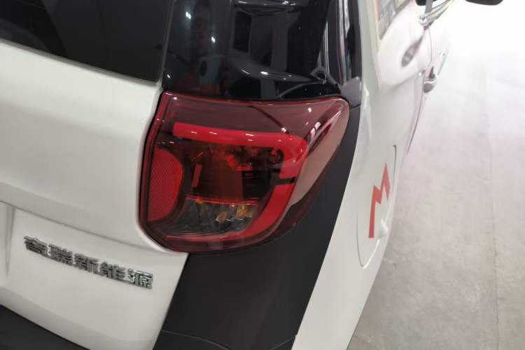 Used Chery Little Ant 2025 Model, 251km Favorite Edition, 25.05kWh Right Rear Taillight