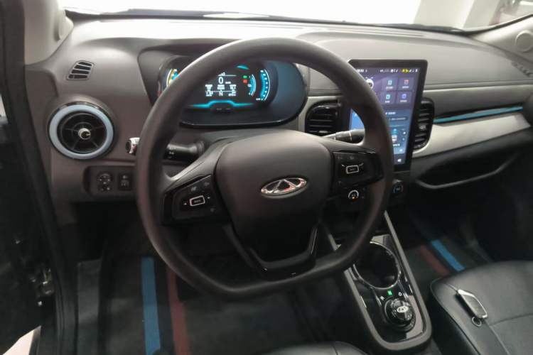 Used Chery Little Ant 2025 Model, 251km Favorite Edition, 25.05kWh Steering Wheel