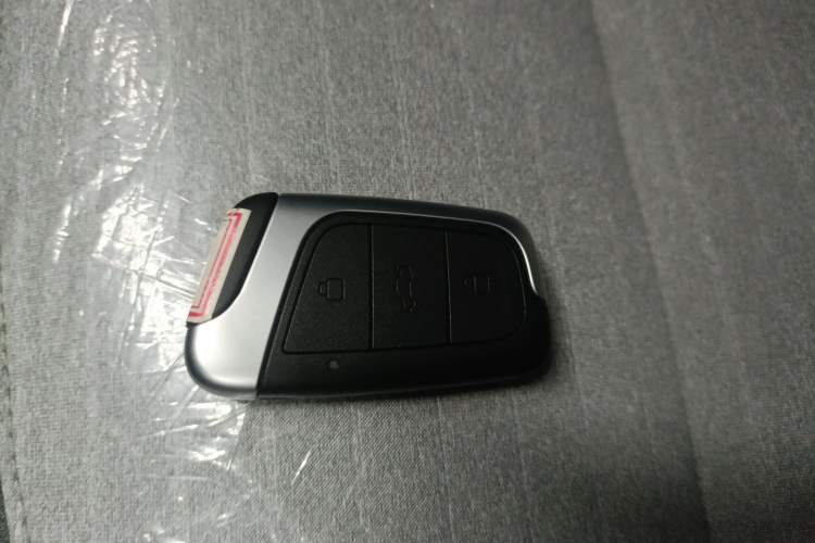 Used Chery Little Ant 2025 Model, 251km Favorite Edition, 25.05kWh Vehicle Key