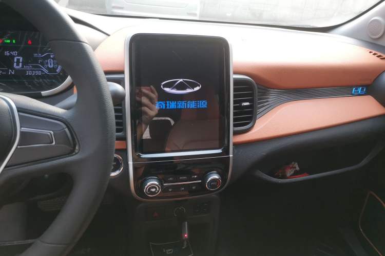Used Chery New Energy 2018 400 4-Seater Smart Edition Audio And AC Panel