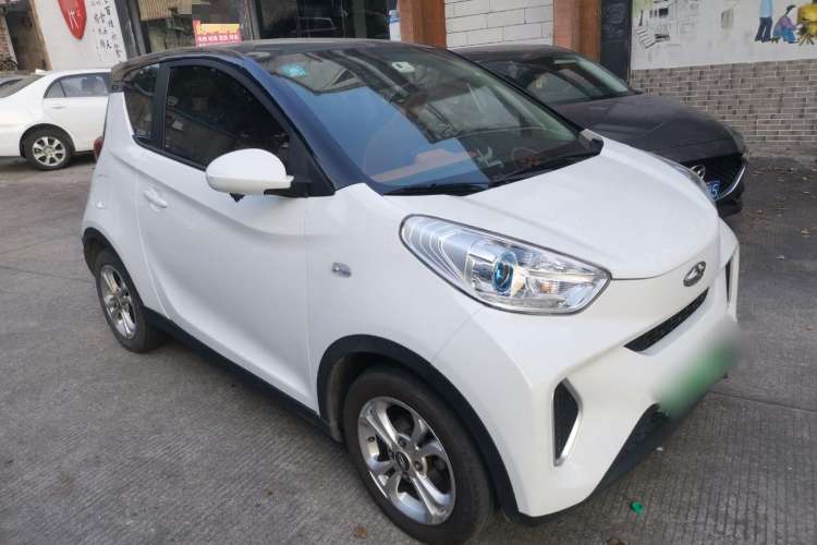 Used Chery New Energy 2018 400 4-Seater Smart Edition Front Right 45 Deg