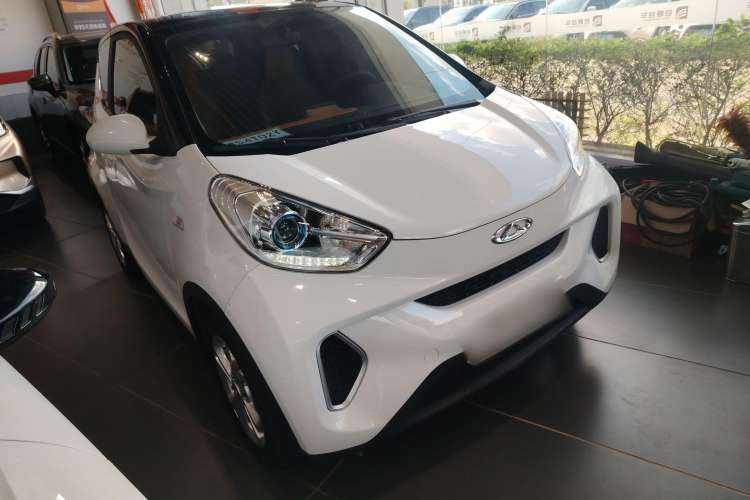 Used Chery New Energy 2018 400 4-Seater Smart Edition Front Right 45 Deg