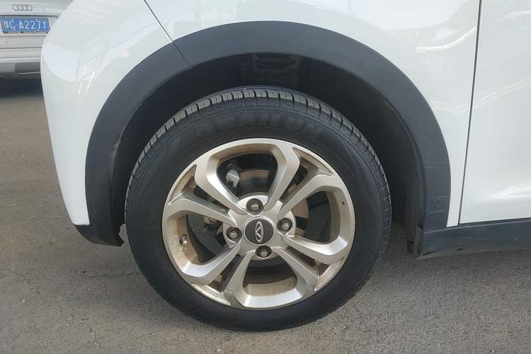Used Chery New Energy 2018 400 4-Seater Smart Edition Left Front Wheel Hub