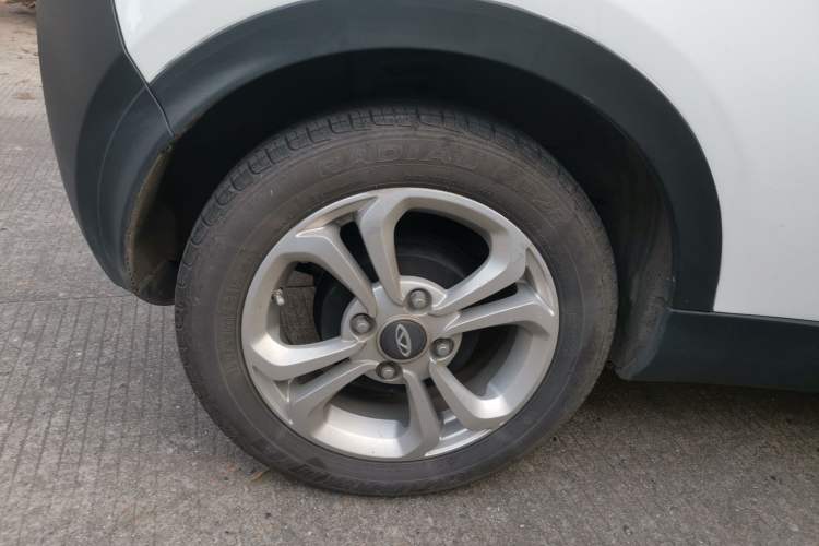 Used Chery New Energy 2018 400 4-Seater Smart Edition Right Rear Wheel Hub
