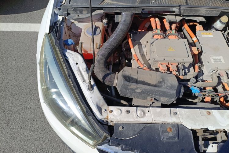 Used Chery New Energy Arrizo 5e 2017 Smart Edition Engine Bay Right