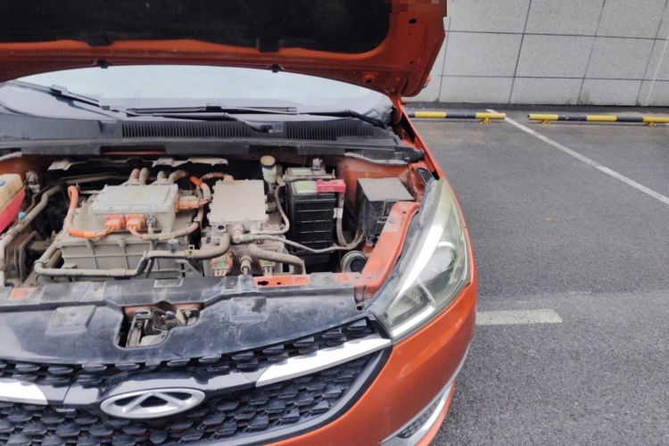 Used Chery New Energy Arrizo 5e 2017 Smart Edition Engine Bay Left