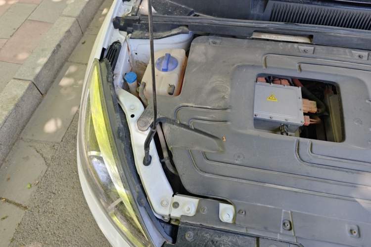 Used Chery New Energy Arrizo 5e 2018 450 ZhiShang Edition Engine Bay Right