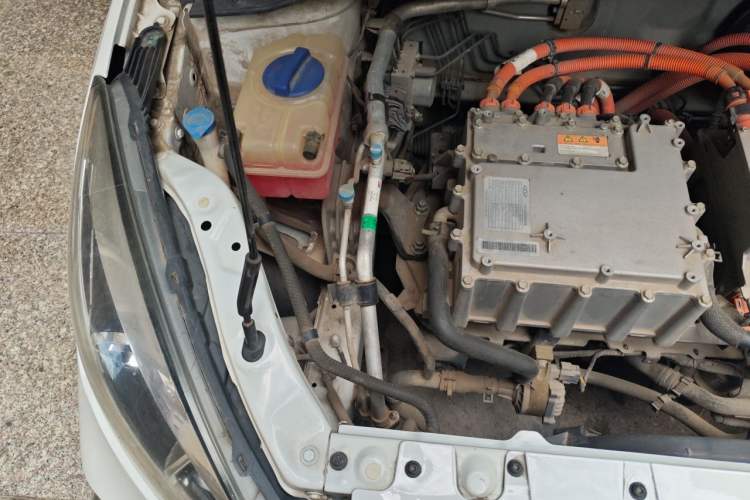 Used Chery New Energy Arrizo e 2019 Comfort Edition Engine Bay Right