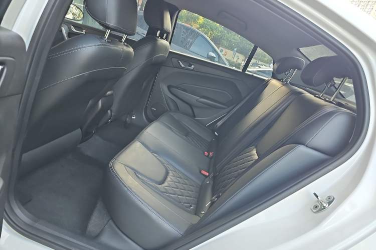 Used Chery New Energy Arrizo e 2020 Travel Edition Plus Interior 4