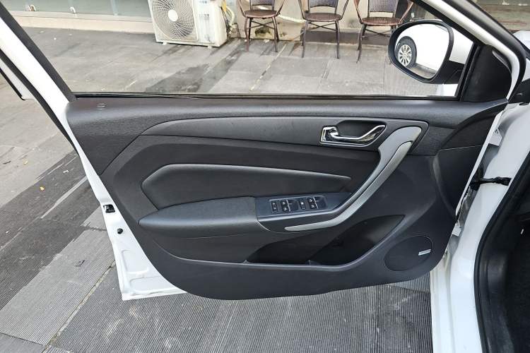 Used Chery New Energy Arrizo e 2020 Travel Edition Plus Interior 7