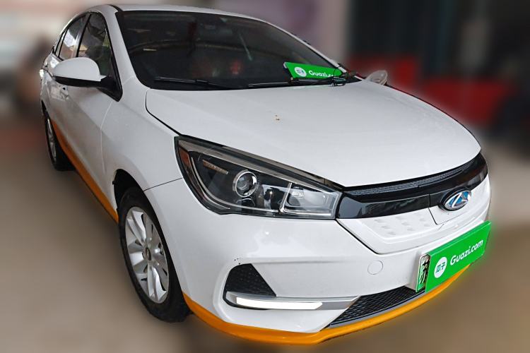 Used Chery New Energy Arrizo e 2022 Travel Edition Front Right 45 Deg