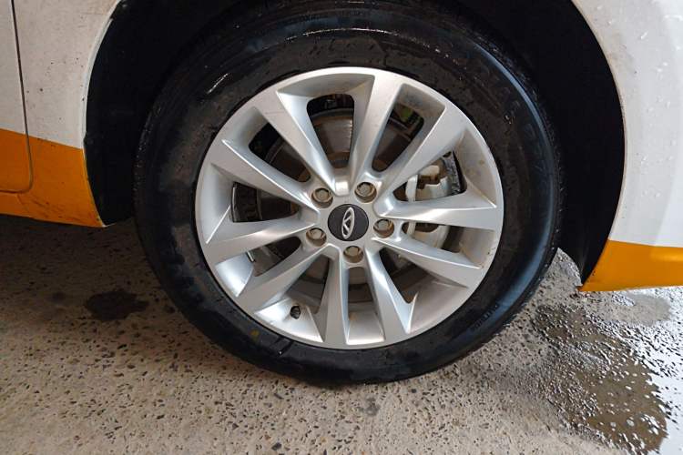 Used Chery New Energy Arrizo e 2022 Travel Edition Right Front Wheel Hub