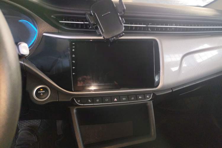 Used Chery New Energy Arrizo e 2024 405km Travel Edition Audio And AC Panel