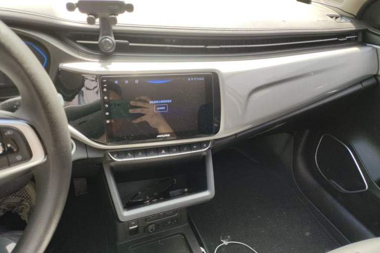 Used Chery New Energy Arrizo e 2024 405km Travel Edition Audio And AC Panel