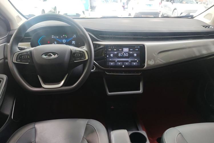 Used Chery New Energy Arrizo e 2024 405km Travel Edition Center Console