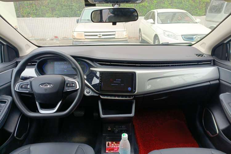 Used Chery New Energy Arrizo e 2024 405km Travel Edition Center Console