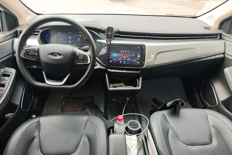Used Chery New Energy Arrizo e 2024 405km Travel Edition Center Console