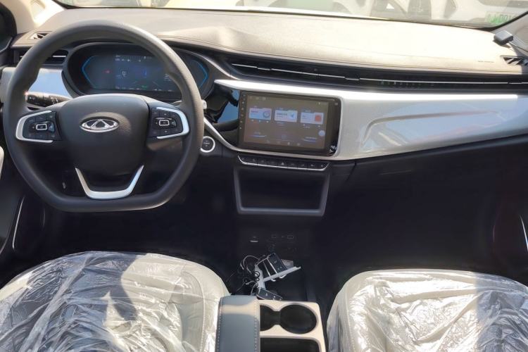 Used Chery New Energy Arrizo e 2024 405km Travel Edition Center Console